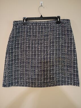Ann Taylor, Classic Navy Tweed Pencil Skirt - Size 14